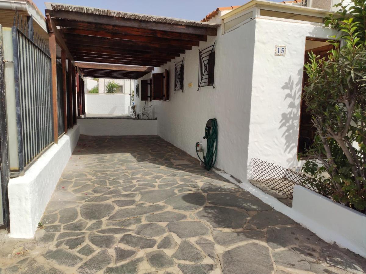 Lovely 2 Bedroom Bungalow With Parking Maspalomas  Eksteriør billede